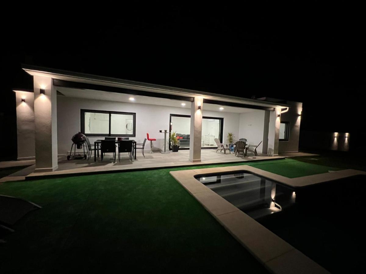 Villa Ole Tu Andalucia à Sanlúcar la Mayor Extérieur photo