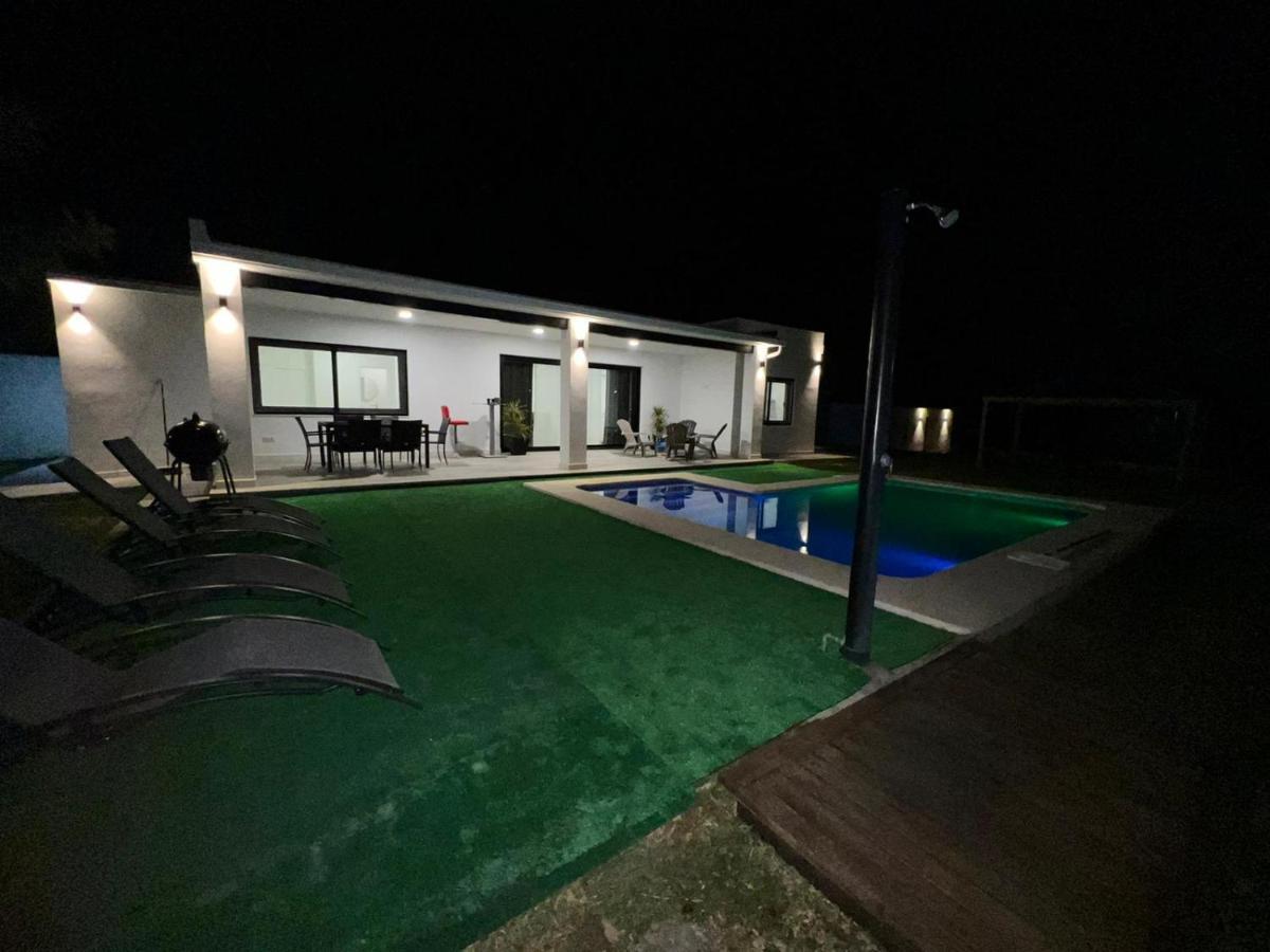 Villa Ole Tu Andalucia à Sanlúcar la Mayor Extérieur photo