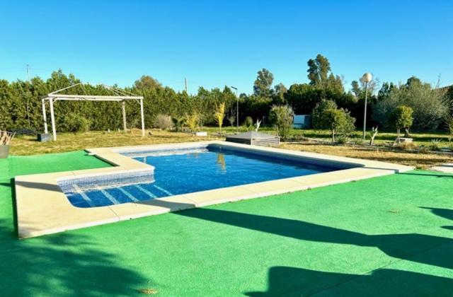 Villa Ole Tu Andalucia à Sanlúcar la Mayor Extérieur photo