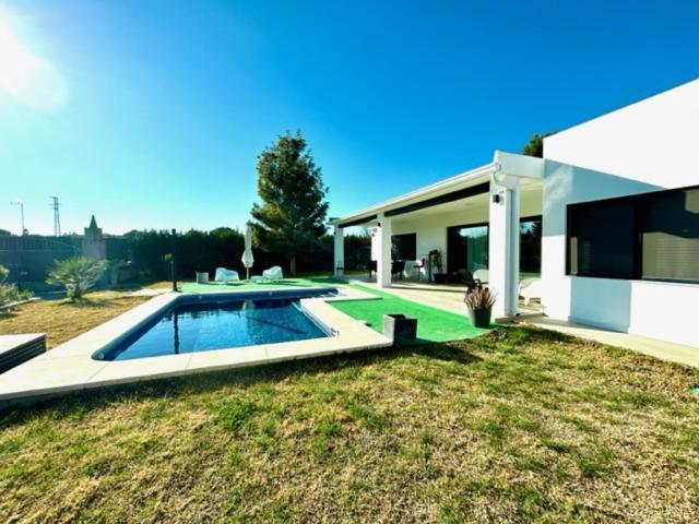 Villa Ole Tu Andalucia à Sanlúcar la Mayor Extérieur photo